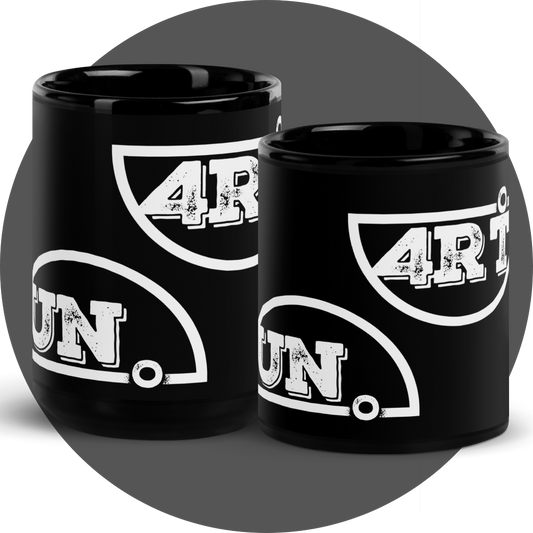 un4rt - the image shows two black mugs in different sizes with a white print of a splitted "UN4RT"-logo on them.