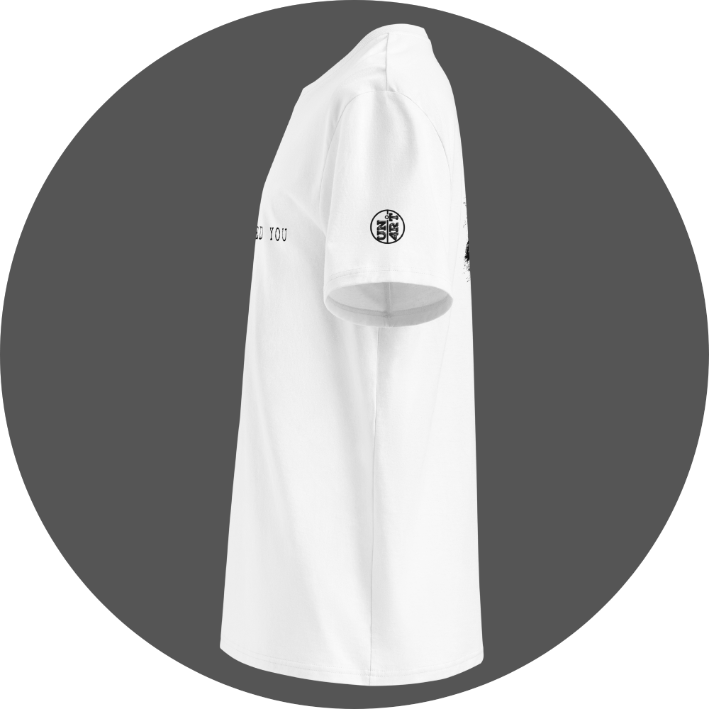 un4rt - the image shows the left side of a white cotton t-shirt with a black print on the front and the back. a black "UN4RT"-logo is printed on the left sleeve.