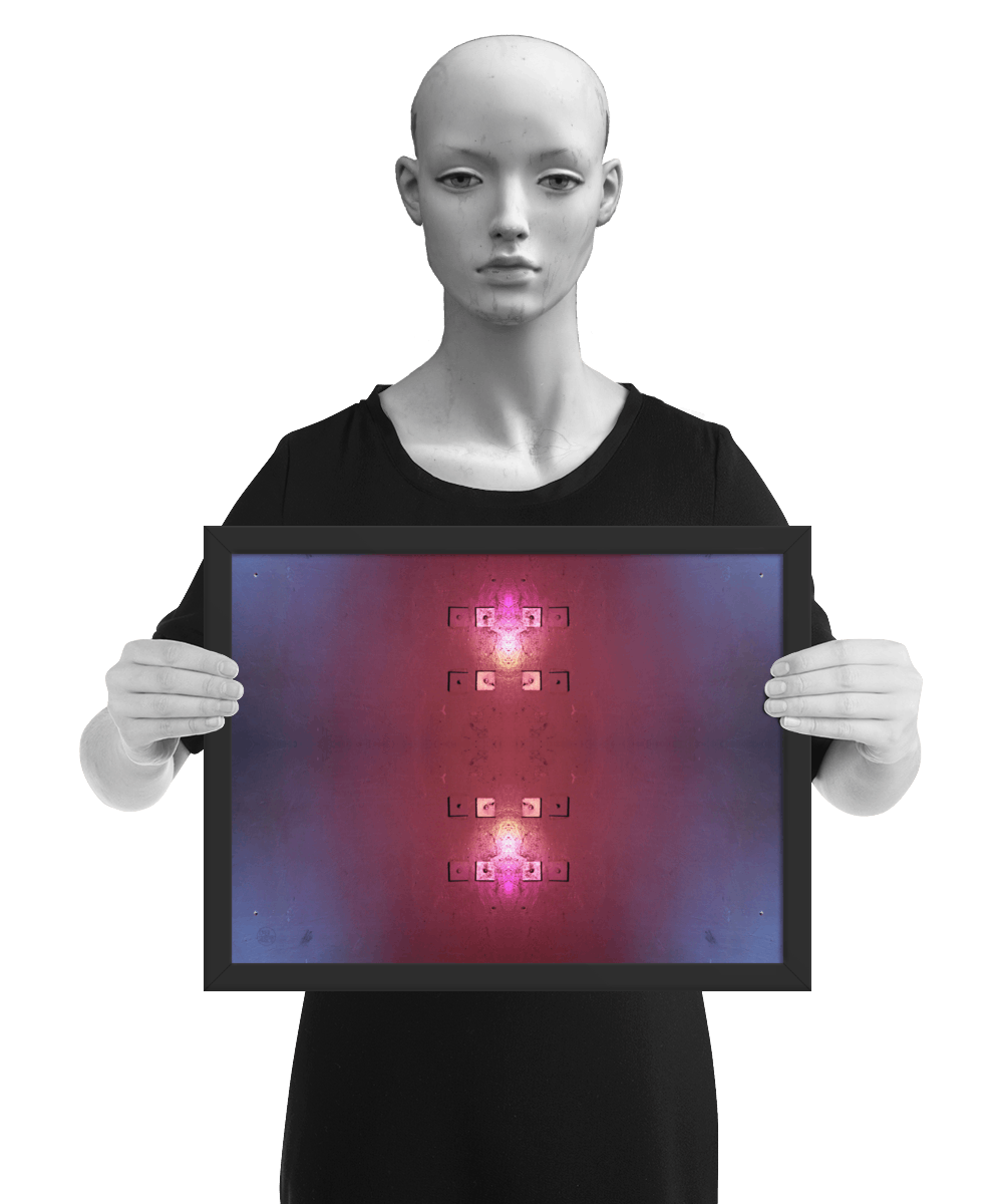 un4rt - the image contains the photographie for four times. two of the photographies are mirrored, one is turned around 180° and one is original. the colors are red and light blue. the image is framed and presented by a mannequin in black and white.