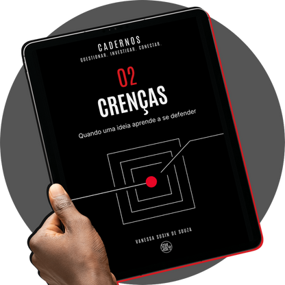 UN4RT - cadernos 02 crenças digital notebook cover displayed on a black tablet held in one hand, featuring a minimalist black design with a red number, bold white title lettering, a geometric line motif with a red center, and the author credit near the bottom, against a gray circular backdrop