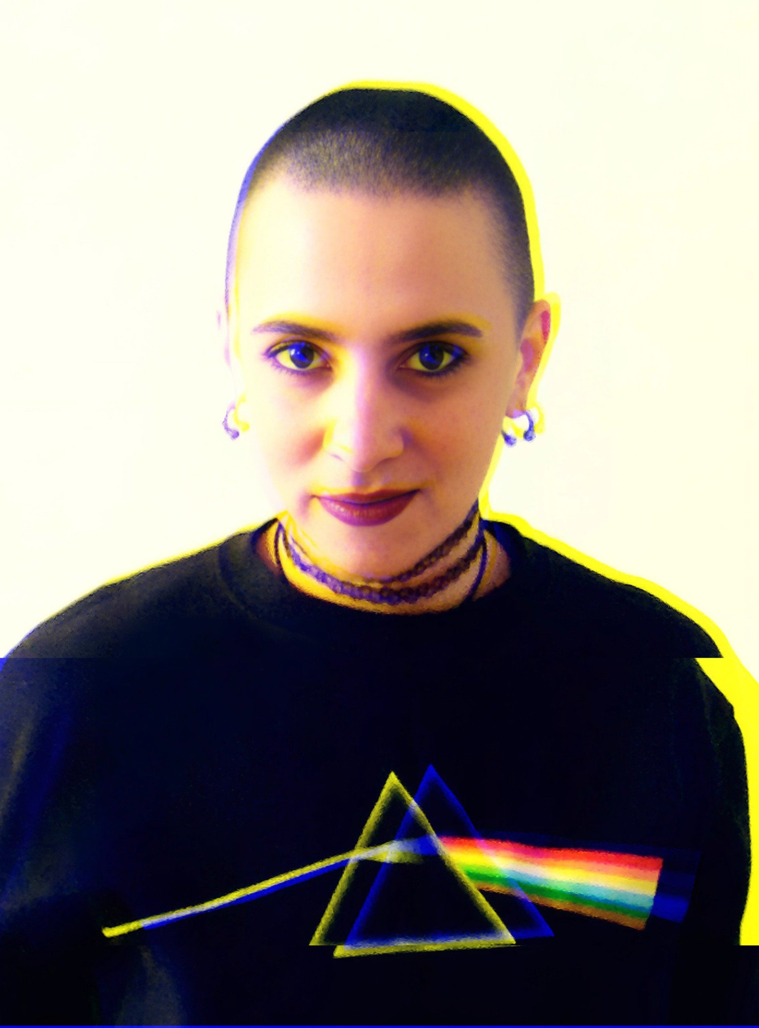 un4rt - imagem da escritora, terapeuta, taróloga, pesquisadora independente