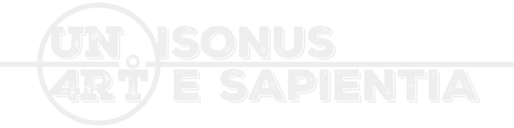 Graphic logo with the word mark UN4RT in light, coarse block letters, integrated into an elongated design with a horizontal line and a round element in the centre; the circle is divided horizontally, with UN at the top and 4RT at the bottom; a small circle above the T forms a stylised person together with the letter; to the left and right of the central circle element is additional text that extends the word mark [UNISONUS 4RT E SAPIENTIA]; transparent background.