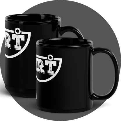 un4rt - the image shows the left side of two black mugs in different sizes with a part of a white print of a splitted "UN4RT"-logo on them.